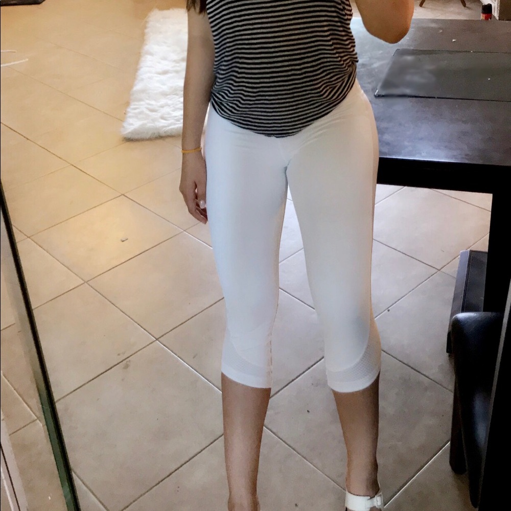 LULULEMON white leggings